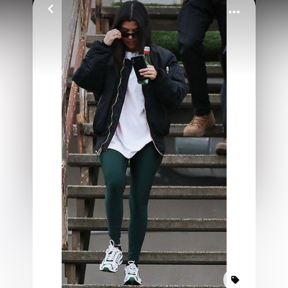 Oversized Silk bomber - Picture 8 of 9